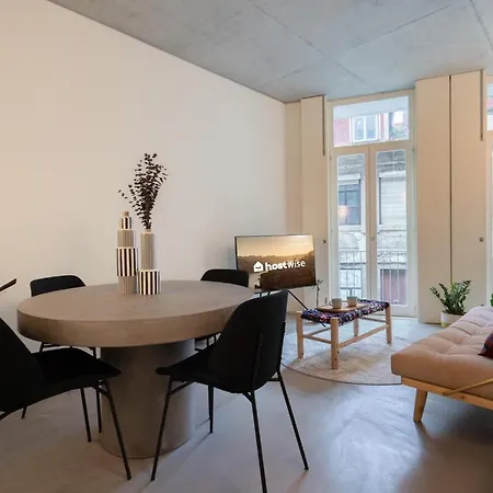 Host Wise - Luxurious Private Flats - Balcony Apartment Porto