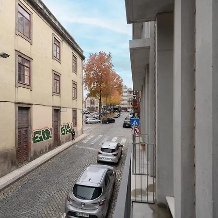 Host Wise - Luxurious Private Flats - Balcony * Porto
