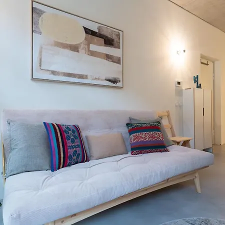 Apartment Host Wise - Luxurious Private Flats - Balcony Porto